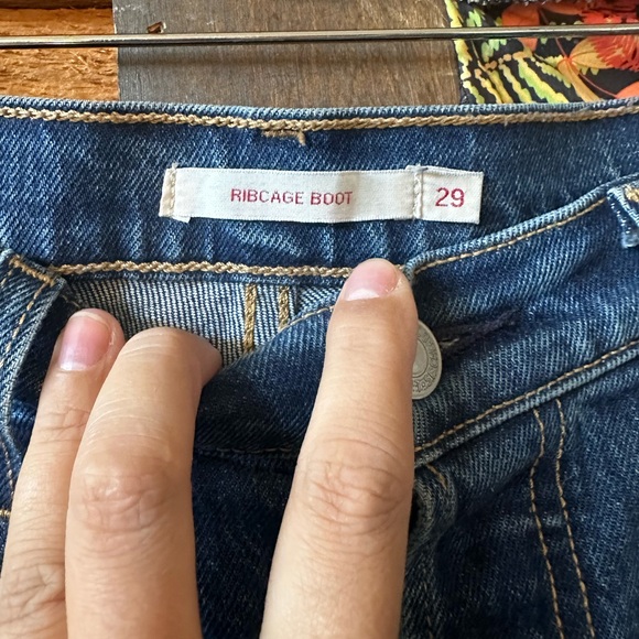 Levi Strauss ribcage bootcut jeans size 29 no stretch (buttons up to high waist) - Picture 4 of 5